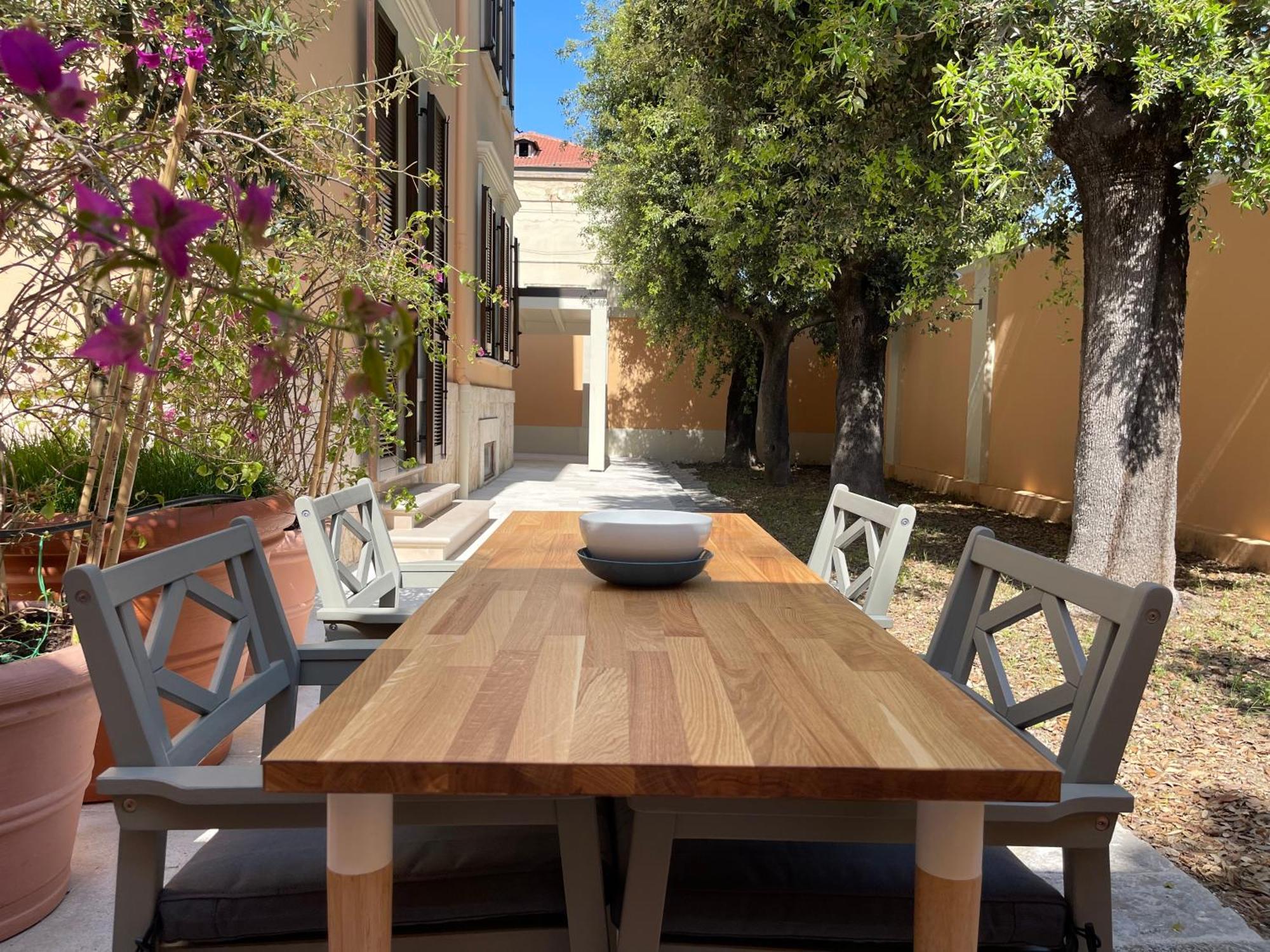 Palazzo Pitagora Hotell Taranto Eksteriør bilde