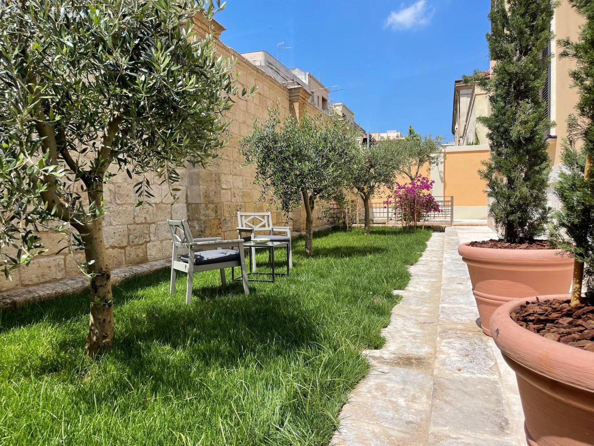 Palazzo Pitagora Hotell Taranto Eksteriør bilde