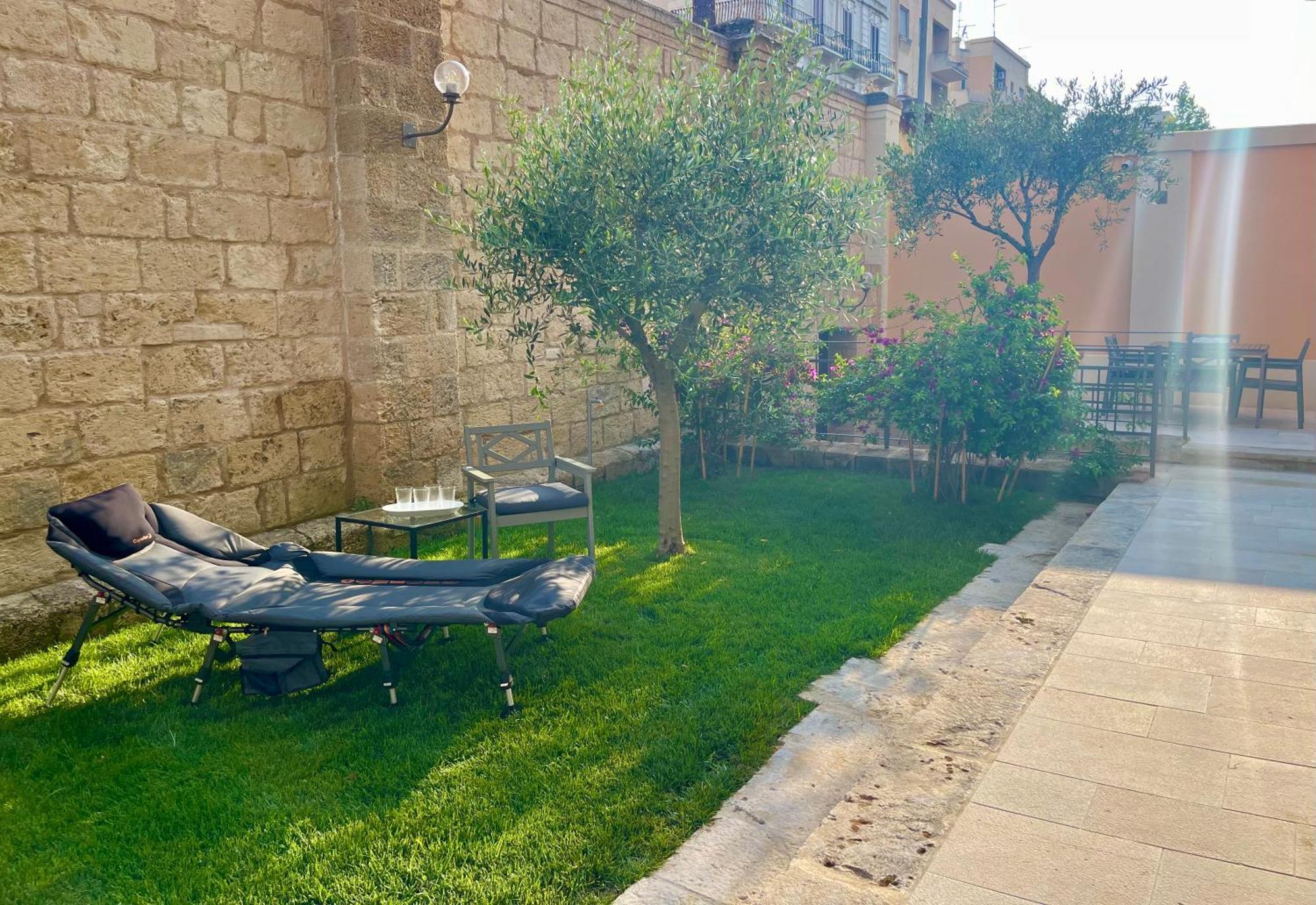 Palazzo Pitagora Hotell Taranto Eksteriør bilde