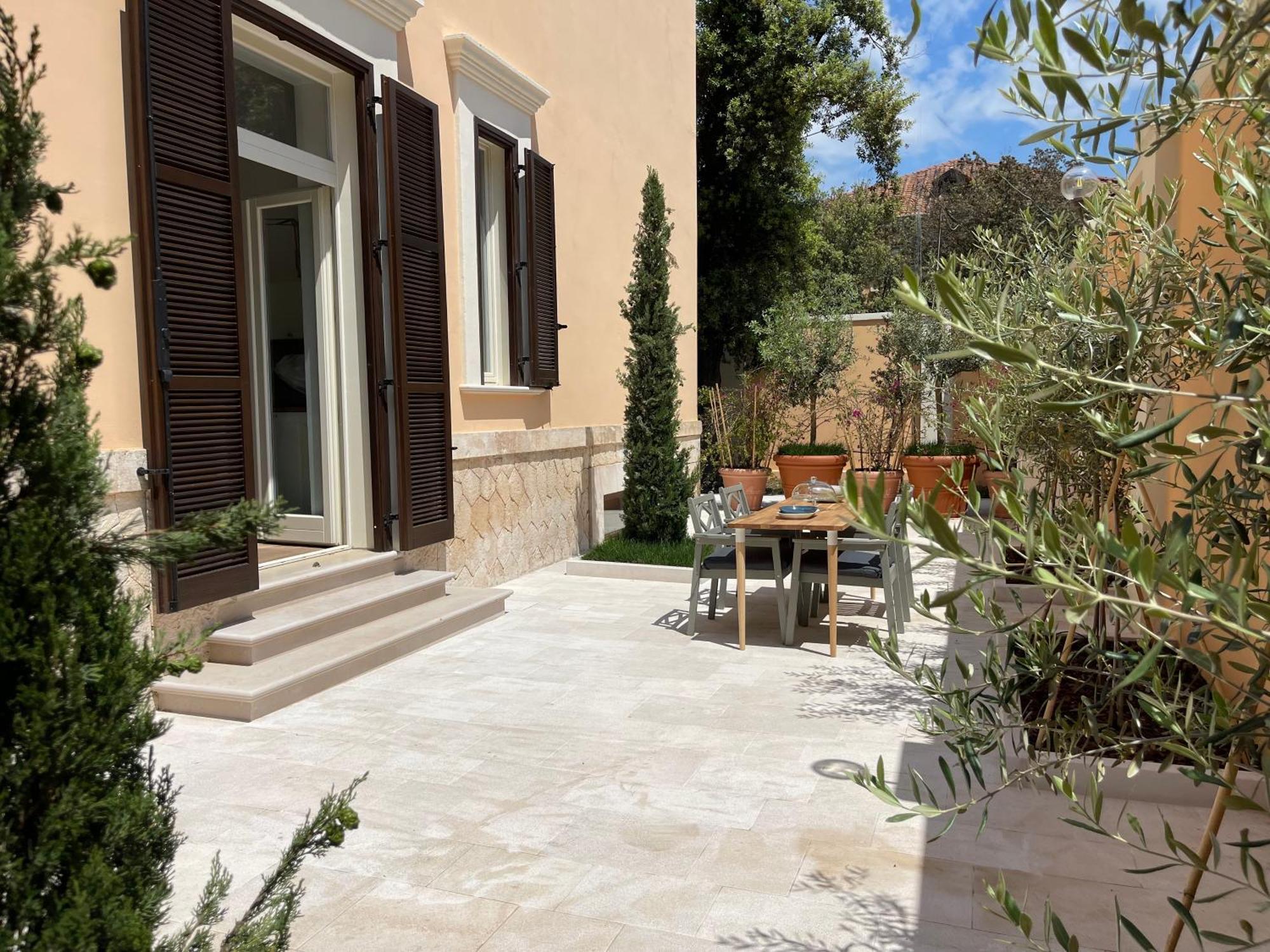 Palazzo Pitagora Hotell Taranto Eksteriør bilde