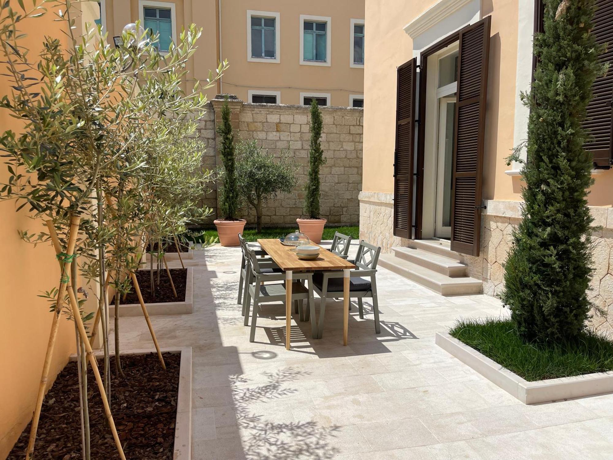 Palazzo Pitagora Hotell Taranto Eksteriør bilde